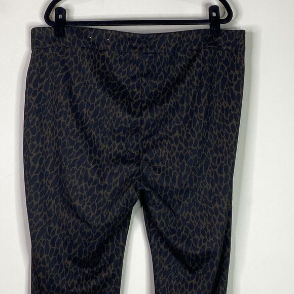 Chico's Cheetah Print Tailored Ponte Leggings Women's Size 20 (Chico's Size 4) - Picture 4 of 9